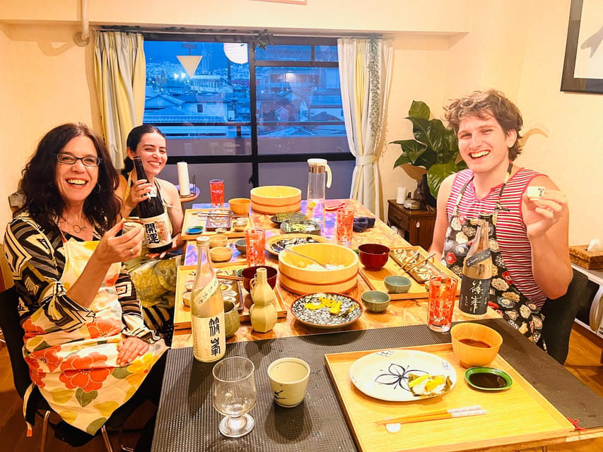 Master Washoku: 5 Core Techniques for Authentic Cooking - Finishing with mixed-rice onigiri