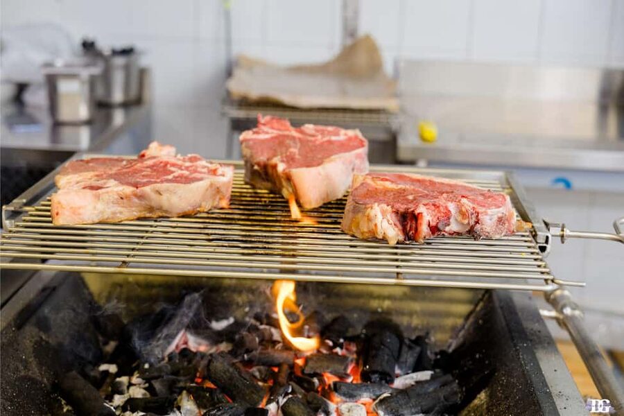 MasterSteak: Tuscan Steak Cooking Class with Unlimited Wine - Inside the Florence cooking kitchen