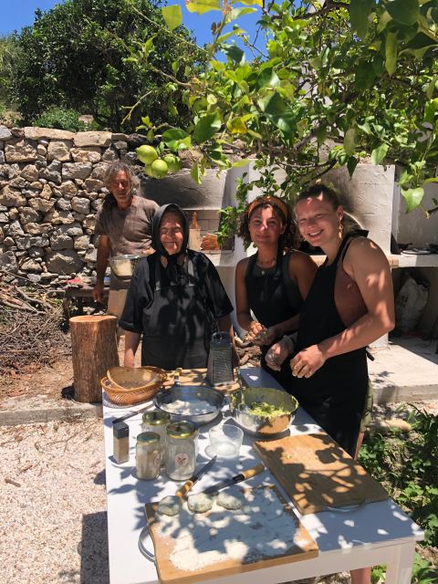 Melanes: Naxos Perivoli Farm & Cooking Class with Wood Fire - Greek hospitality, with a family feel