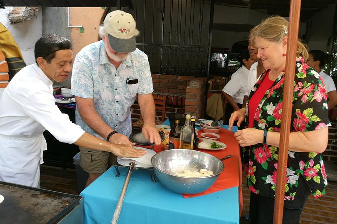 Mexican Cooking Class & Market Tour with a Professional Chef - From Acapulco streets to the kitchen