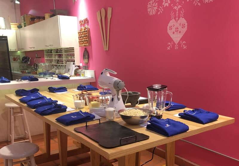 Mexico City: Authentic Mexican Cooking Class & Market Tour - Mercado de Medellín, a useful lesson in everyday Mexico City food