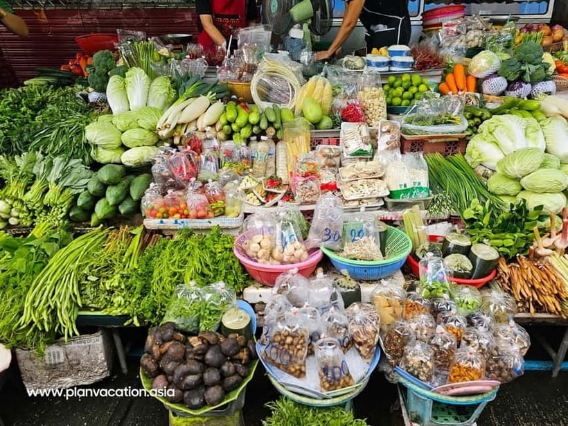 Mini Group: Authentic Thai Cooking & Wellness Experience - Timing, language, and practical preparation