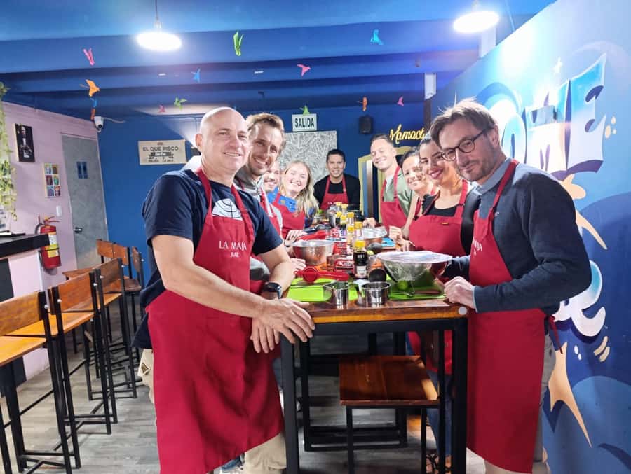 Miraflores: Amazing Peruvian Cooking Class Ceviche Seafood and Pisco Sour - Why this Miraflores class feels personal