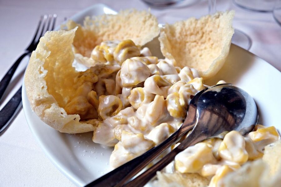 Modena: Home Cooking Class Tagliatelle and Ragu and Tiramisu - What makes this Modena cooking class special
