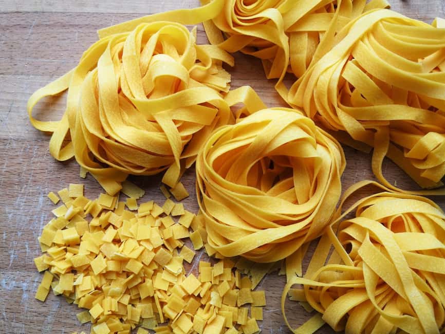 Montone: Pasta Making and Dinner at Cardaneto Castle - Wine From Umbria, Tuscany, and Piedmont