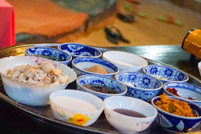 Morning Cooking Class and Market Tour in Siem Reap - Guides who shape the morning