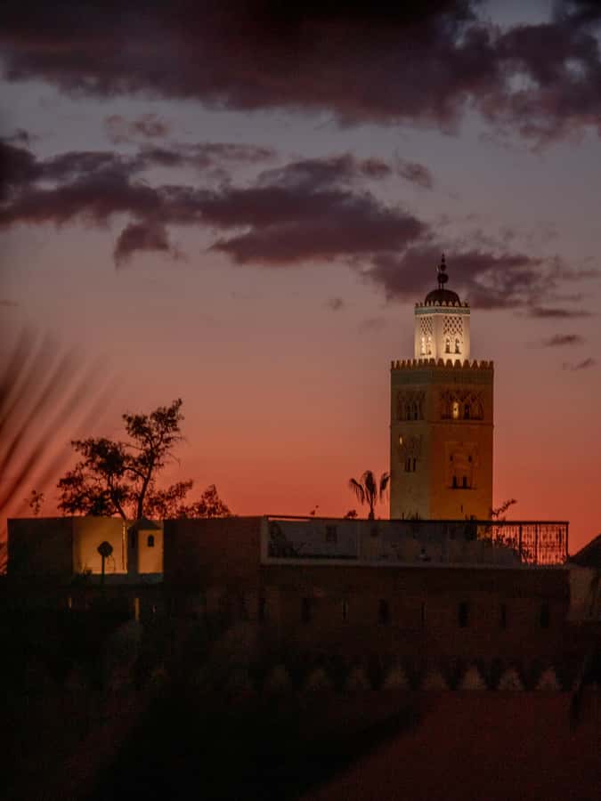 Moroccan cooking class in Marrakech with berber chef - Eating on the Rooftop or in the Courtyard