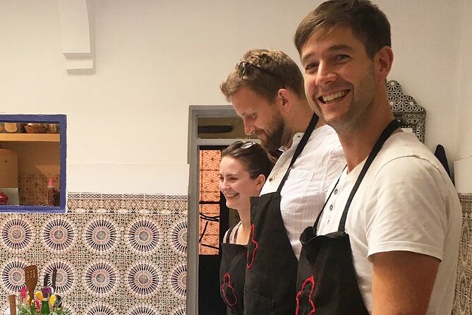 Moroccan Cooking Class & Marrakech Market Visit with Chef Khmisa - Why the home setting matters