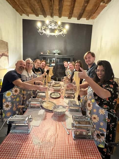 Naples: Traditional Italian Food Cooking Class at Restaurant - Starting with tiramisu in a Naples restaurant