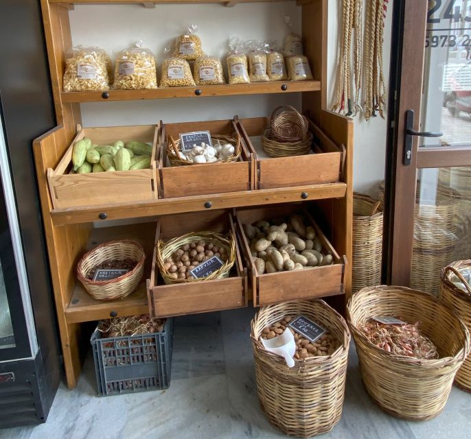 Naxos: Food Walking Tour & Cooking Class with Meal & Drinks - Walking through Chora’s Venetian castle
