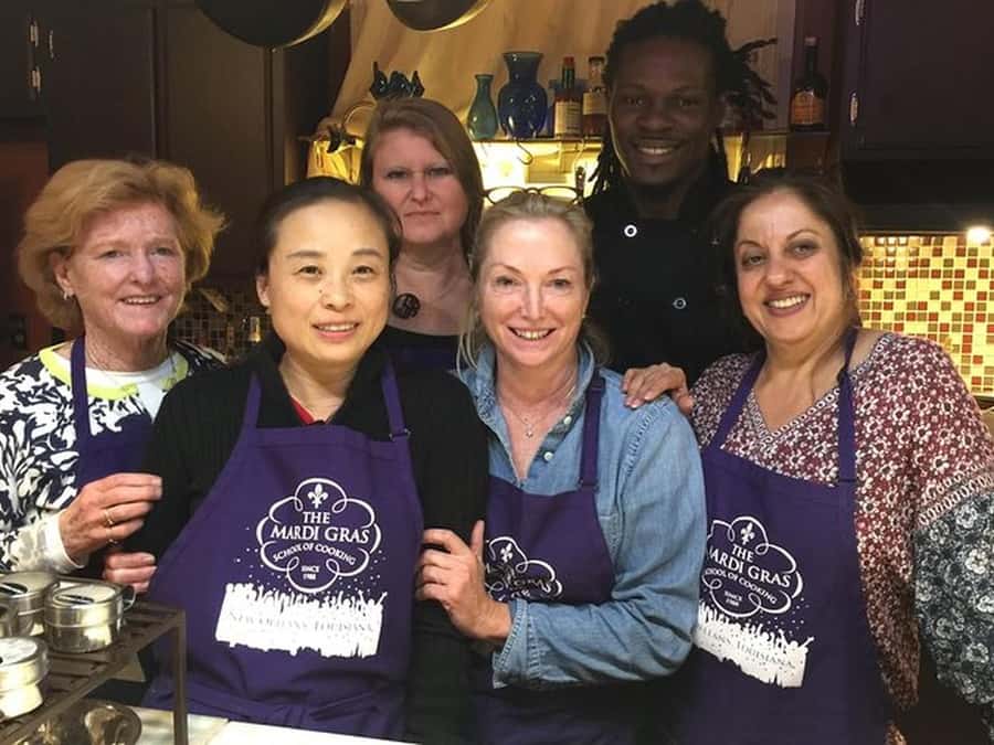 New Orleans: Hands-on Cajun Roux Cooking Class - What the teaching style feels like