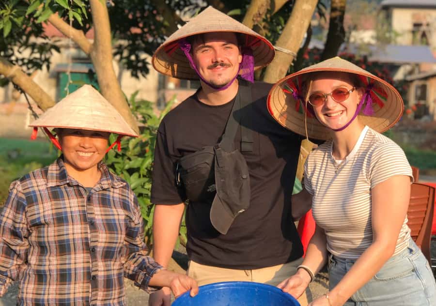 Ninh Binh: Half-Day Cooking Class at a Local Home - Catching crabs and shrimp by bamboo trap