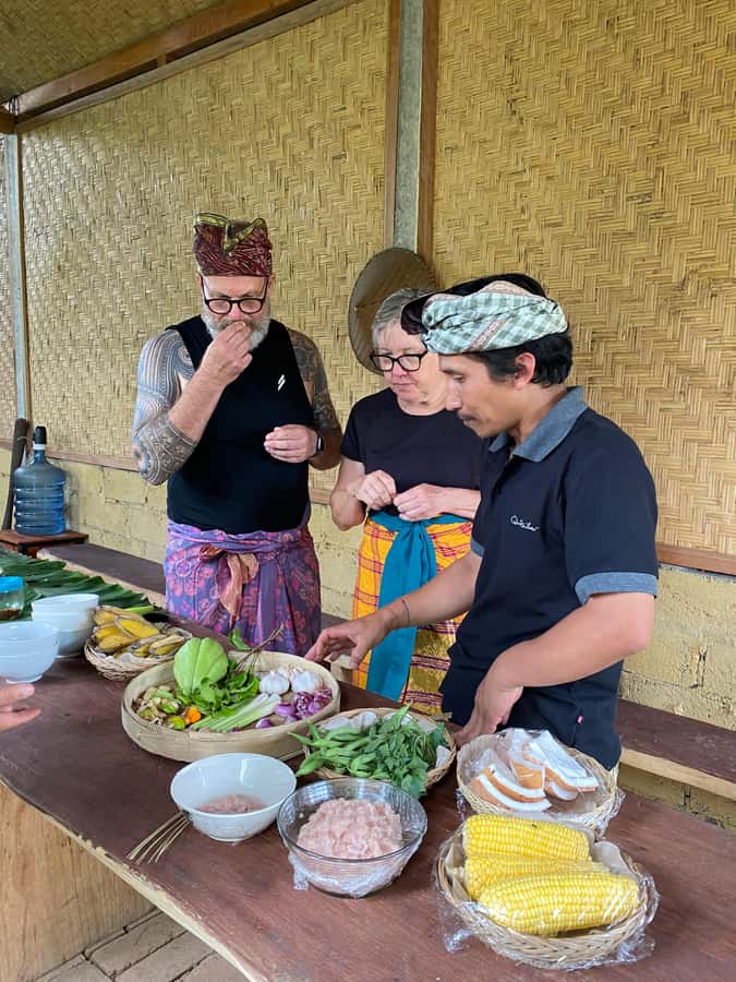 North Bali:Sunrise Dolphin Watching&CookingClass experience - A Balinese cooking class with real participation