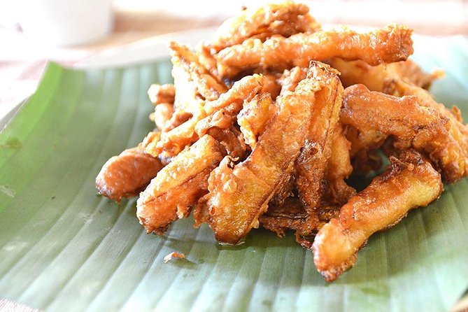 Northern Thai Cooking Class in Chiang Mai in a Countryside Home - Learning keng hung lay and sai aao