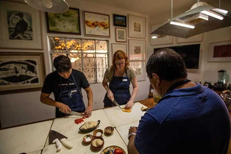 Oaxaca: Cooking Class with No Set Menu &Local Market Tour - Oscar’s teaching style and language choices