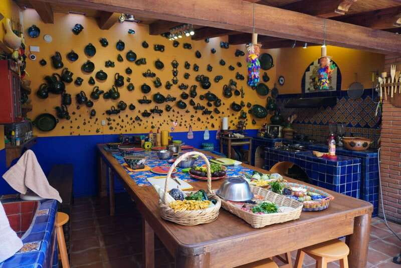 Oaxaca: Traditional Oaxacan Cooking Class with Market Visit - Handmade tortillas and Oaxacan drinks