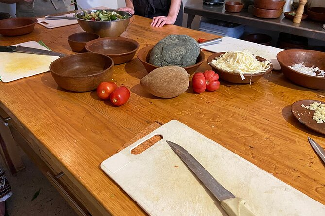Oaxacan Vegetarian Cooking Class - Victor’s teaching style and the cultural context