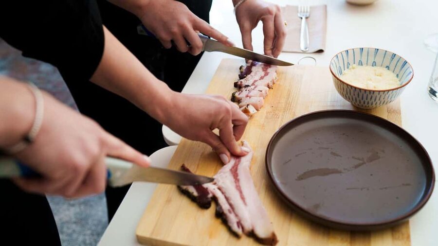 Olbia: cooking class on real pasta carbonara - Key points to know before booking