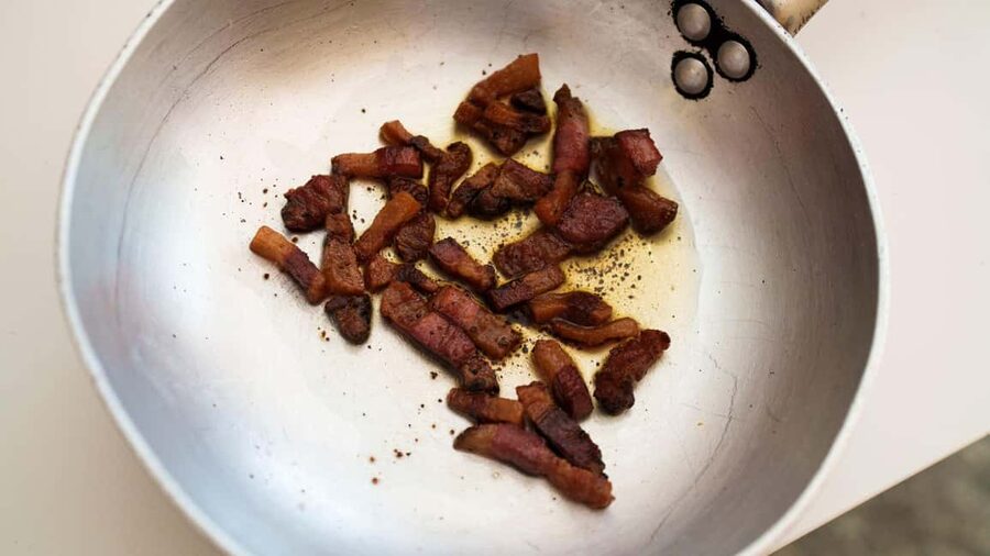 Olbia: cooking class on real pasta carbonara - Learning the rules of real carbonara