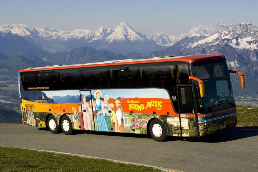 Original Sound of Music Tour & Edelweiss Cooking Class - The ten-minute walk to the cooking class