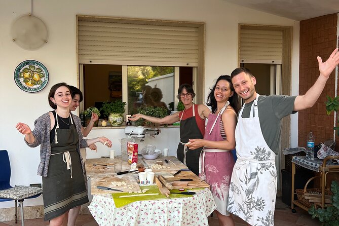 Ortigia market tour and traditional cooking lesson - Timing, group size, and practical planning
