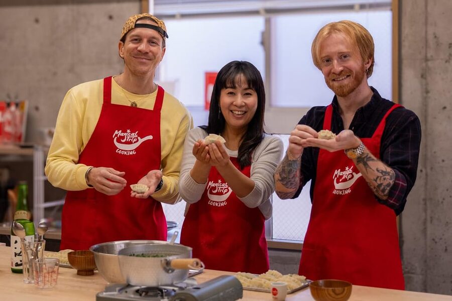 Osaka: Cooking Class & Sake Tasting with Local Market Visit - What makes this Osaka cooking class worthwhile