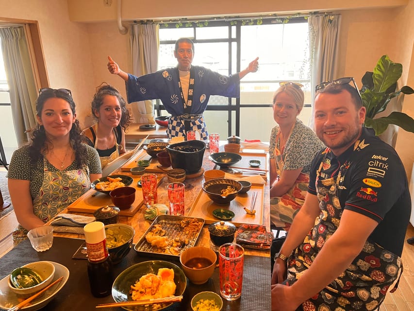 Osaka: Gluten-Free Ramen and Gyoza Cooking Class - Comparing soy sauce and tomato ramen