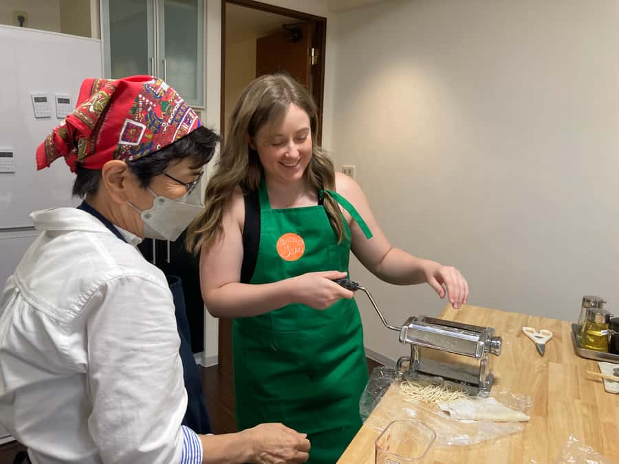 Osaka: Ramen and Gyoza Cooking Class in Dotonbori - Kneading wheat and cutting noodles with a machine