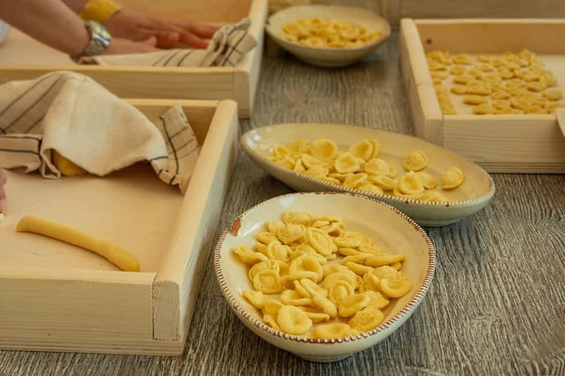 Ostuni: Orecchiette in a masseria - pasta making and tasting - What makes the masseria setting worthwhile
