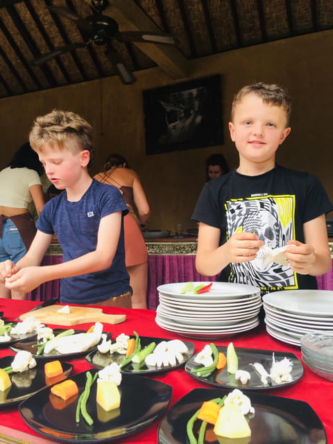 packages cooking class and romantic dinner in a local home - From kitchen work to your candlelit dinner