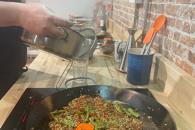 Paella and Burnt Basque Cheesecake Cooking Class (in Bilbao) - Lunch in a private dining room