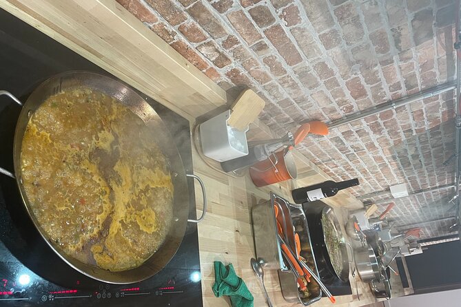 Paella and Burnt Basque Cheesecake Cooking Class (in Bilbao) - Booking details and cancellation terms