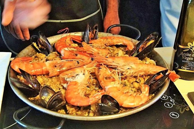 Paella & Tapas Cooking Class in Barcelona - Seeing La Boqueria before cooking