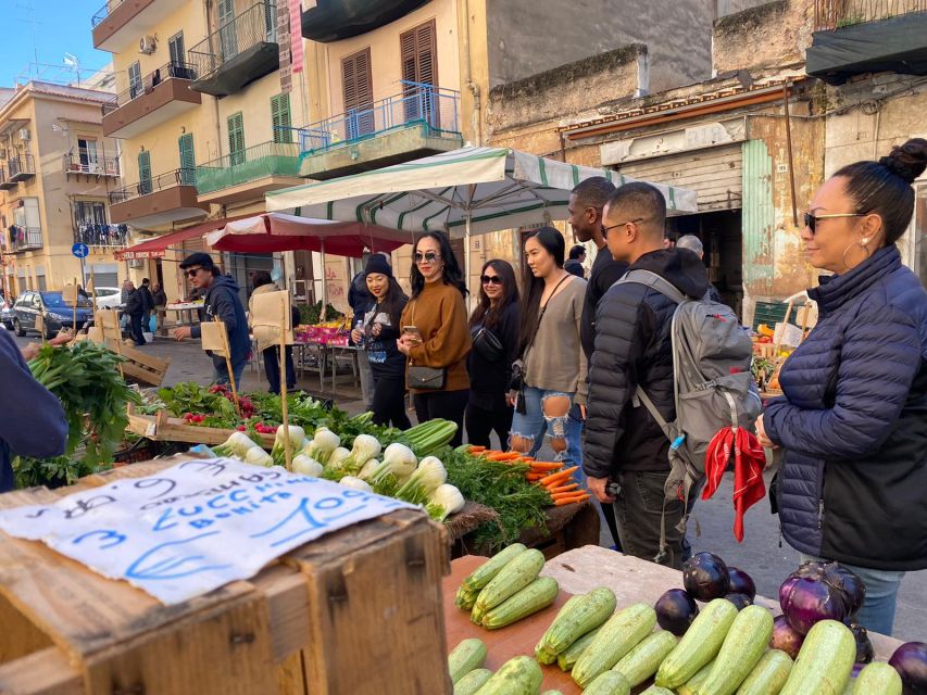 Palermo: Authentic Sicilian Cooking Class with Gourmet Lunch - The meeting point and timing details