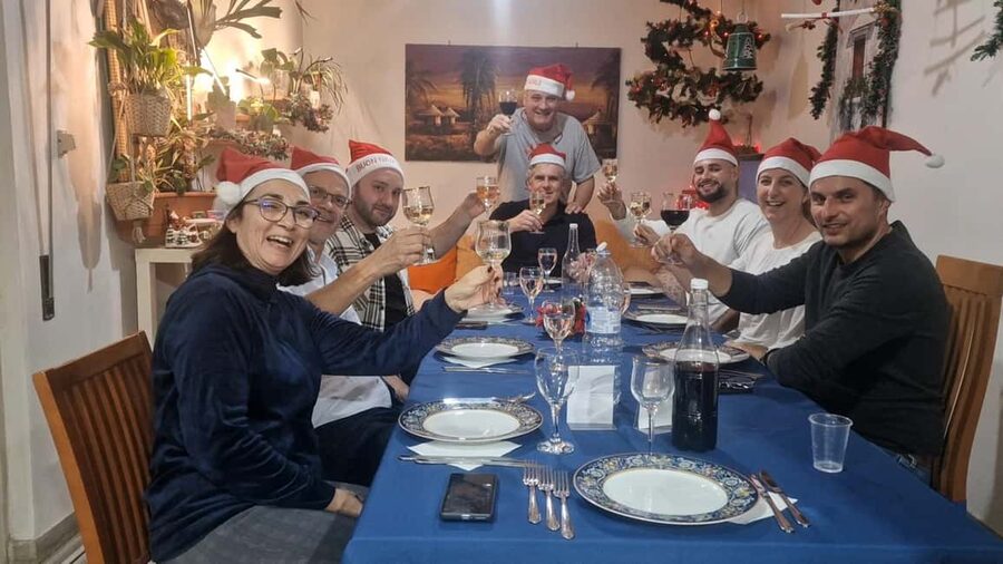 Palermo: Exclusive Sicilian cooking class at the home of a well-known Italian chef - The family meal is the heart of the experience