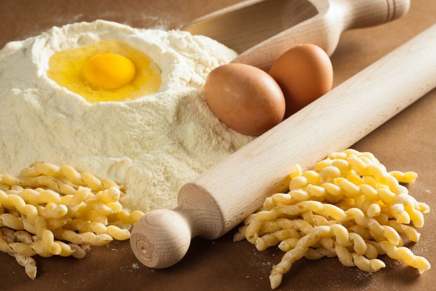 Palermo: Pasta & Tiramisu Cooking Class at a Local's Home - The Aperitivo Gets the Evening Moving