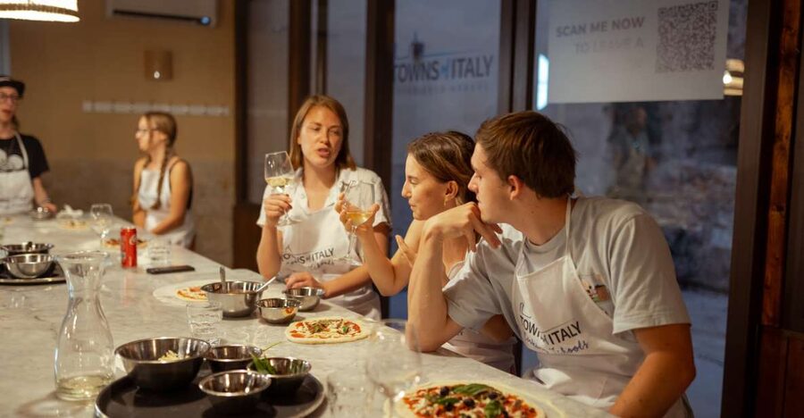 Palermo: Pizza and Gelato Cooking Class with Dinner and Wine - Gelato fills the waiting time