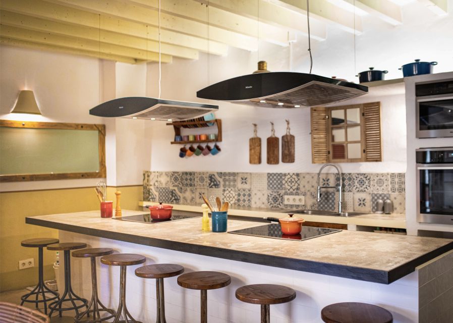 Palma de Mallorca: Spanish Cooking Experience - From shared preparation to the Mediterranean table