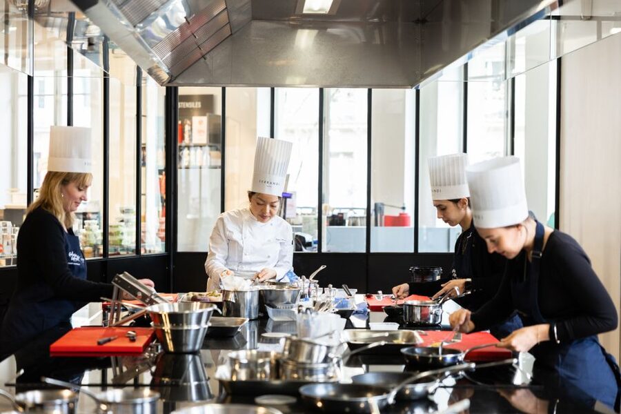 Paris: Cooking Class with Ferrandi at Galeries Lafayette - Location and timing tips