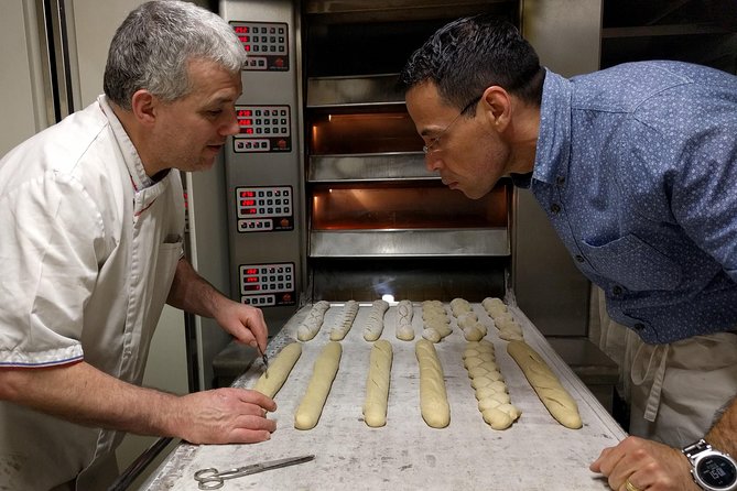 Paris French Baking Class Baguettes and Croissants in a Bakery - Warm bread is the best part of the class