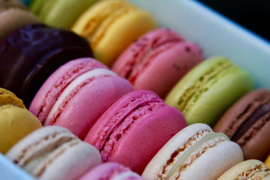 Paris: Macaron Baking Class - Tasting the results and packing the box