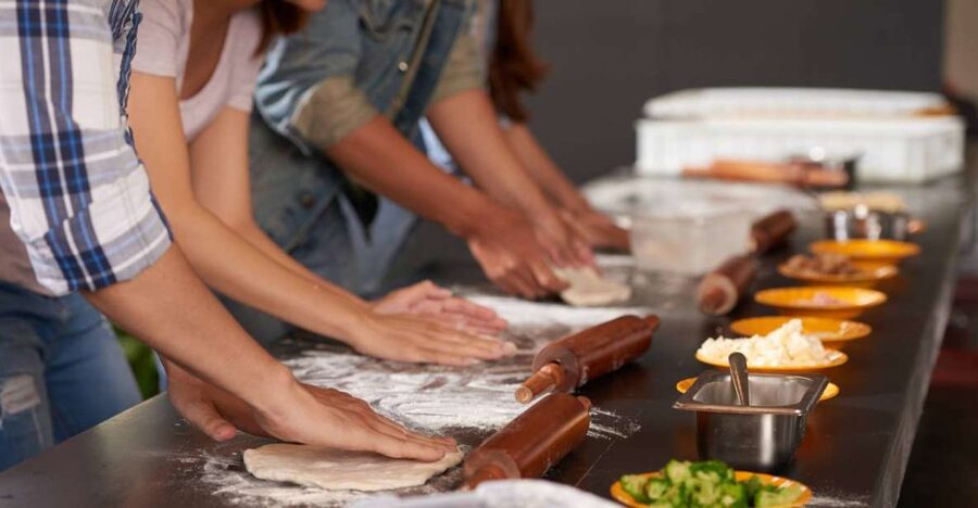 Paros: Cooking Class with 6-Course Menu and Drinks - Key points to know before booking