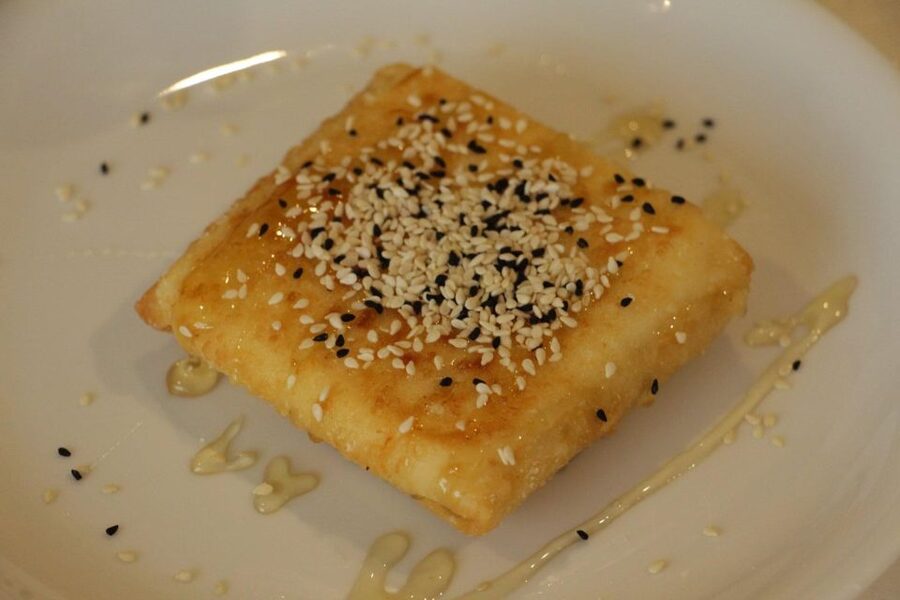 Paros: Greek Cooking Class with Full Meal - Meeting Maria, Vivian, and the cooking team