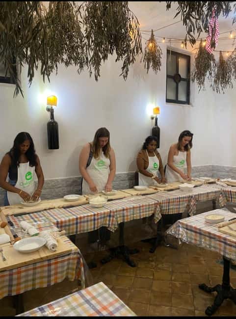 Pasta and tiramisù Cooking class with Wine at Piazza Navona - Who should book this class?
