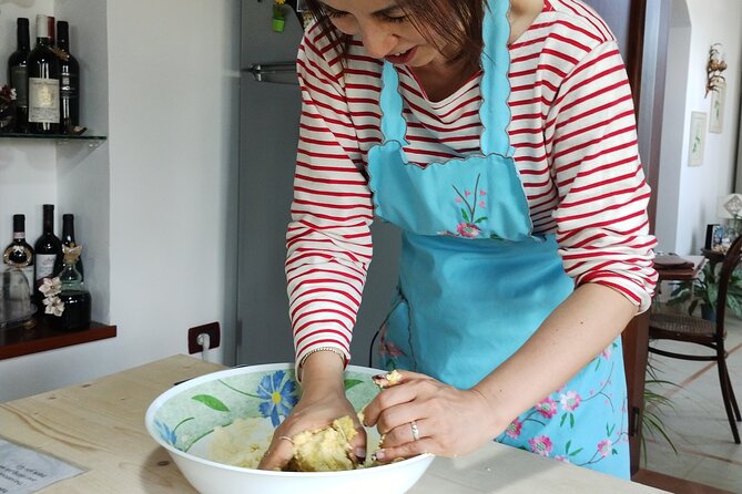 Pasta Class Cook Traditional -Sciacca-Wine included-Shuttle extra - A look at the family garden