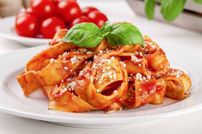 Pasta Cooking Class in Rome - Fettuccine Class in Piazza Navona - What the nearby Rome sights add to your day