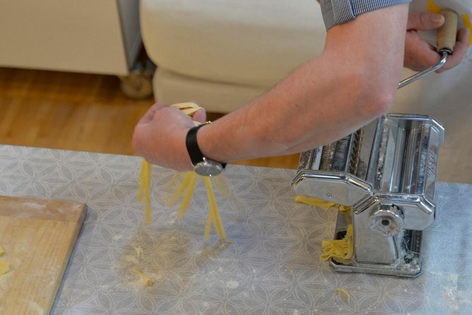 Pasta Fresca Hands-on Cooking Class with a Local in Como - What the three hours usually include