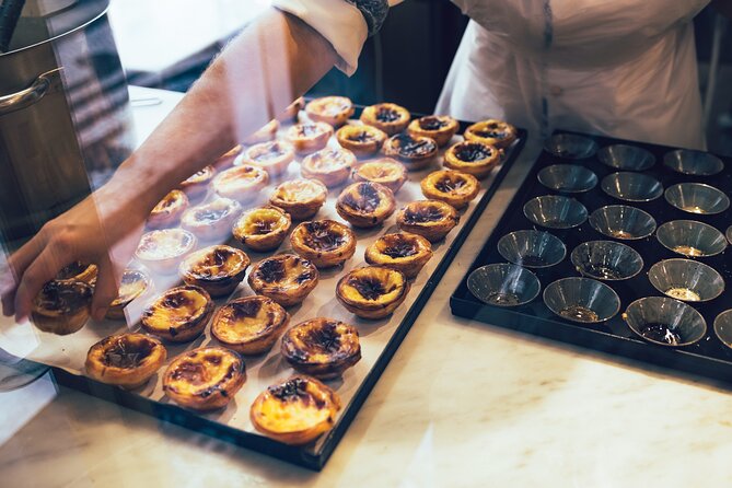 Pasteis de Nata Baking Class from Lisbon - Why the small group matters