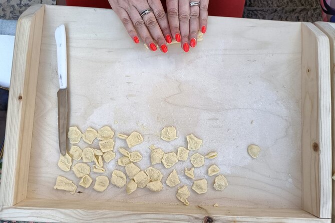 People of Bari unusual guided tour with pasta making at Grandma house - What the three-hour schedule feels like