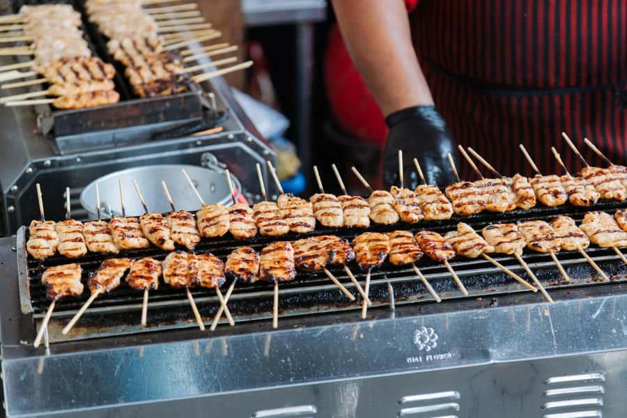 Phuket: Authentic Thai Cooking Class - Cooking the dishes, step by step